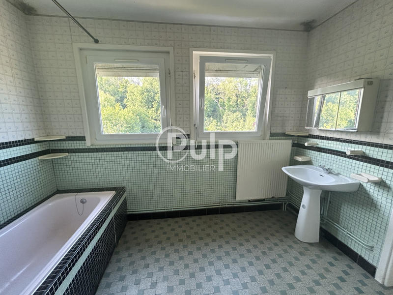 Maison - 132 m² - 7 pièces