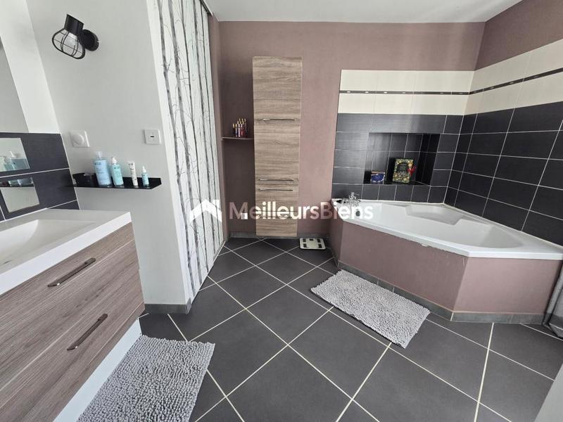 Maison en pierre - 129 m² - 5 pièces