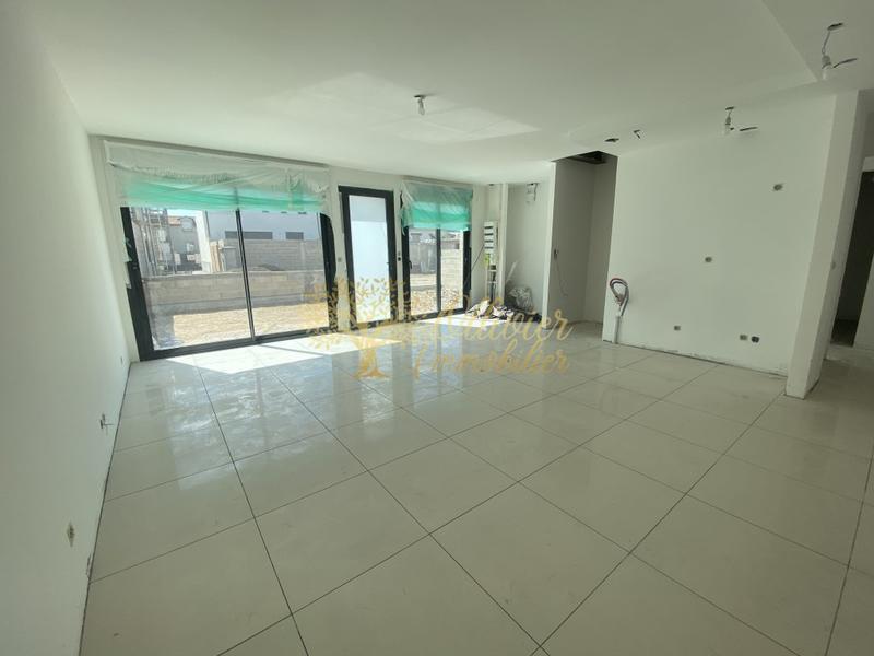 Pavillon - 92 m² - 4 pièces