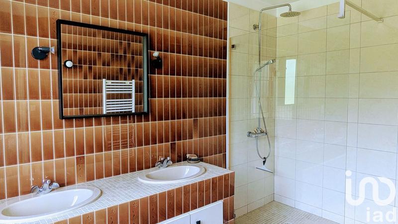 Maison - 140 m² - 8 pièces