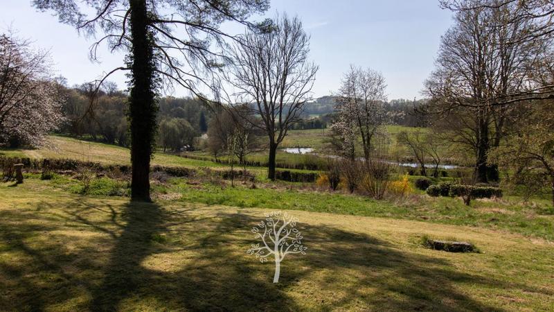 Maison - 180 m² - 6 pièces