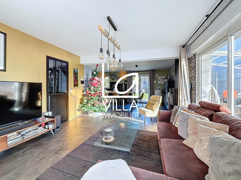 Maison - 122 m² - 6 pièces