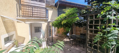 Immeuble - 205 m² - 1 pièce