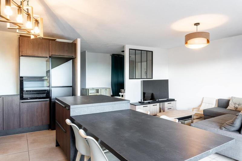 Appartement - 85 m² - 4 pièces