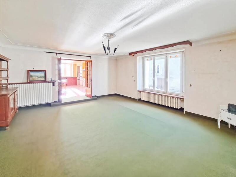Maison - 200 m² - 8 pièces