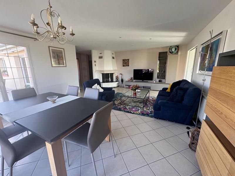 Maison - 174 m² - 6 pièces