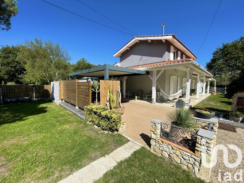 Maison - 180 m² - 7 pièces