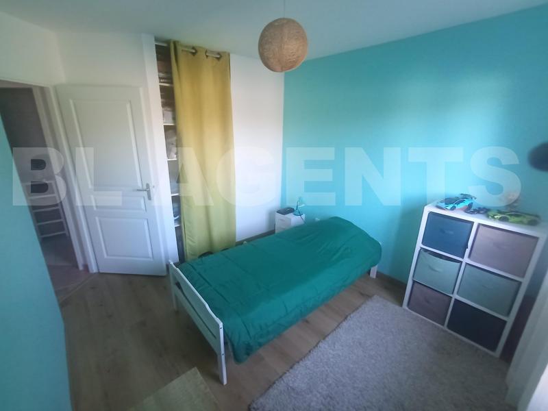 Maison - 96 m² - 4 pièces