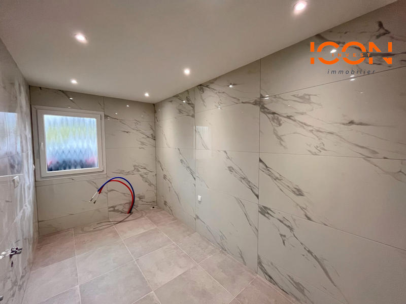 Maison - 103 m² - 5 pièces