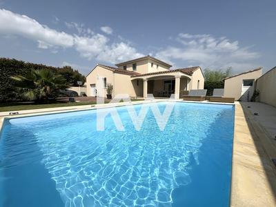 Maison - 165 m² - 6 pièces