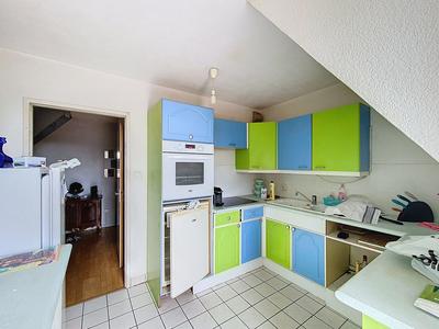 Appartement - 94 m² - 5 pièces