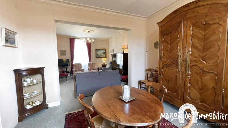 Maison - 157 m² - 6 pièces