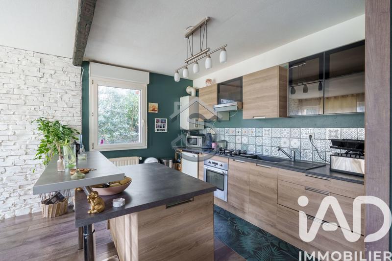 Appartement - 85 m² - 5 pièces