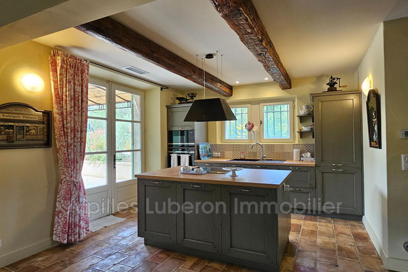 Mas - 140 m² - 4 pièces