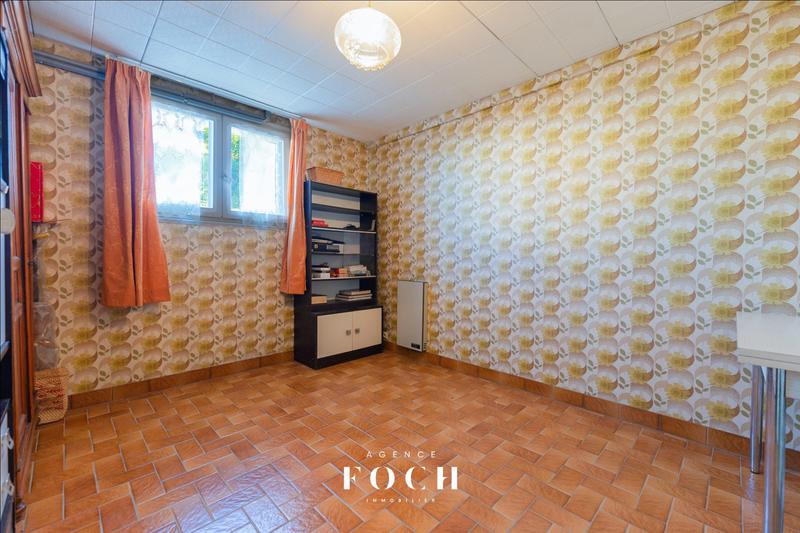 Maison traditionnelle - 103 m² - 6 pièces