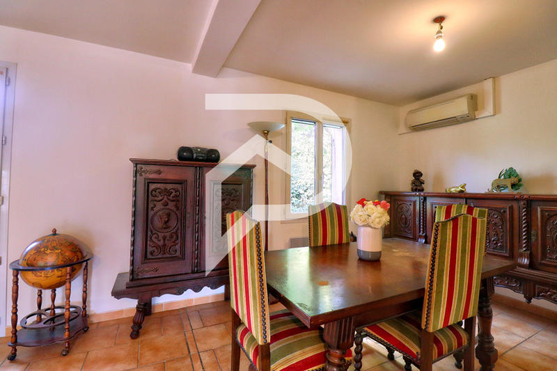 Villa - 116 m² - 8 pièces