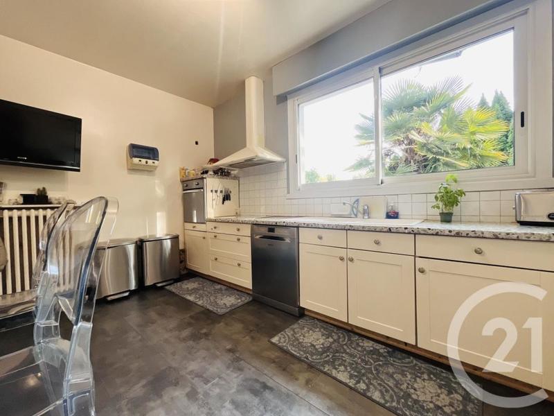 Maison - 104 m² - 5 pièces