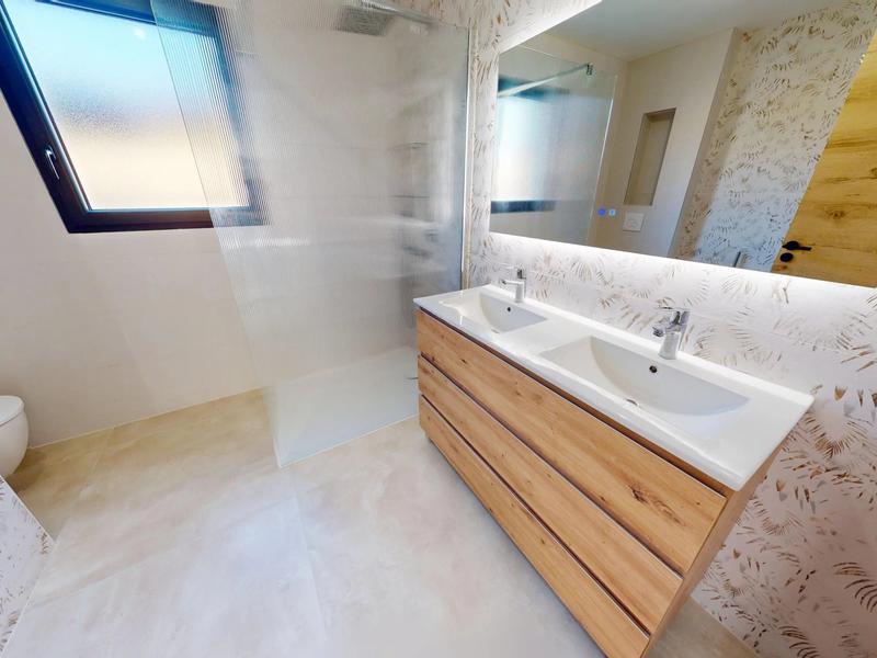 Maison - 146 m² - 6 pièces