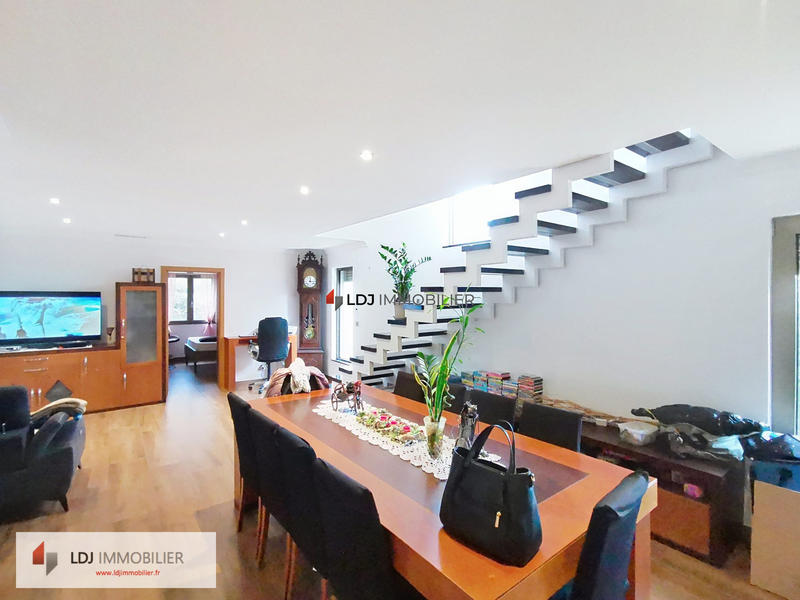 Villa - 127 m² - 5 pièces