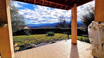 Villa - 186 m² - 6 pièces