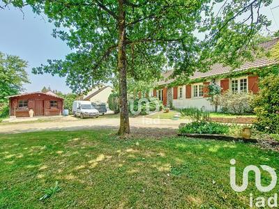 Maison - 180 m² - 8 pièces