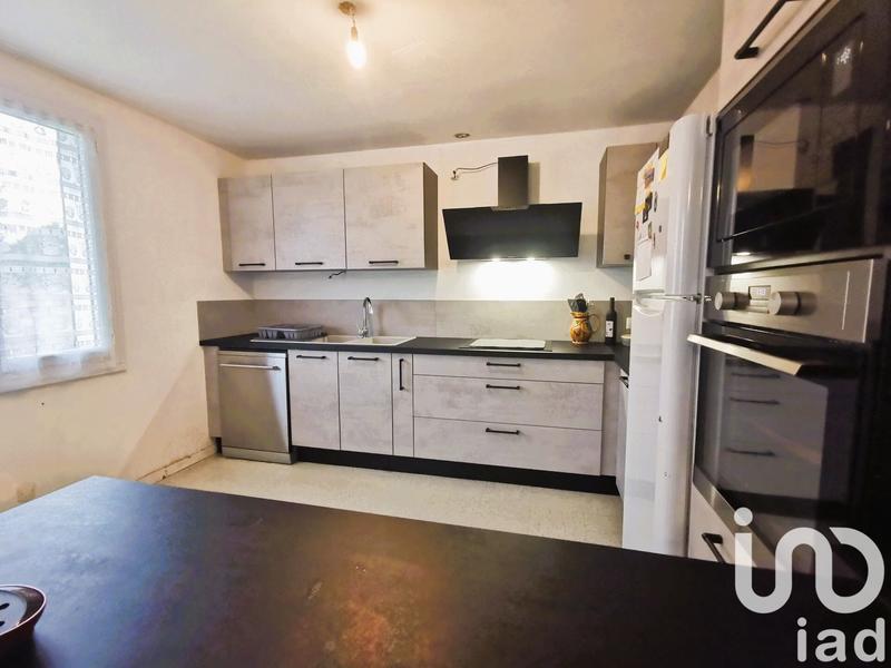 Maison - 143 m² - 8 pièces