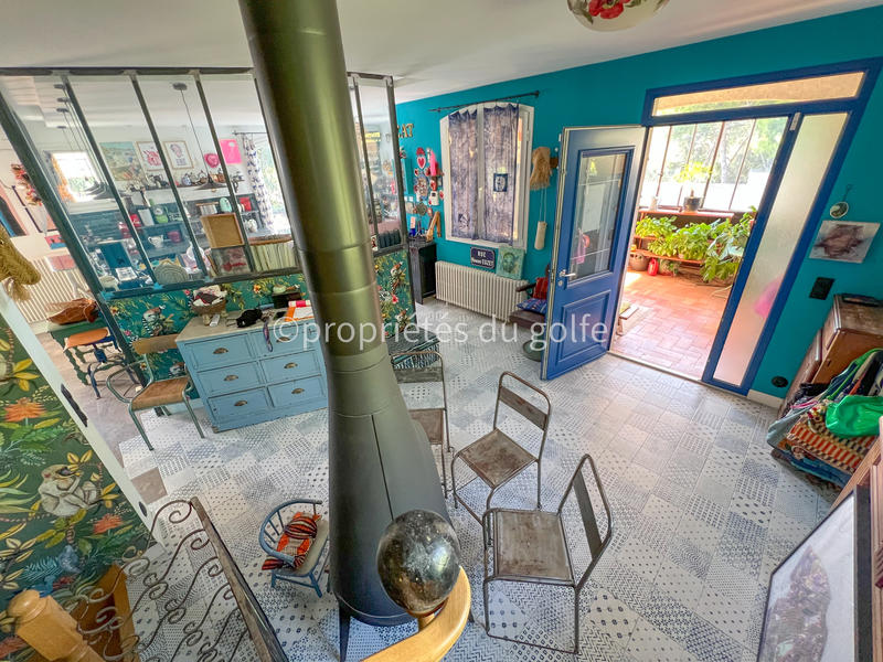 Maison - 207 m² - 7 pièces