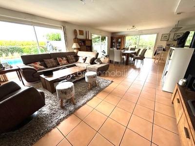 Maison - 152 m² - 5 pièces