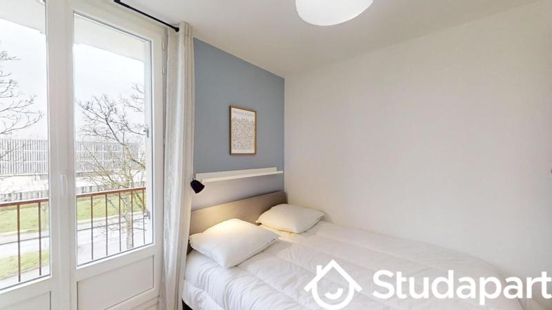 Chambre - 12 m² - 1 pièce