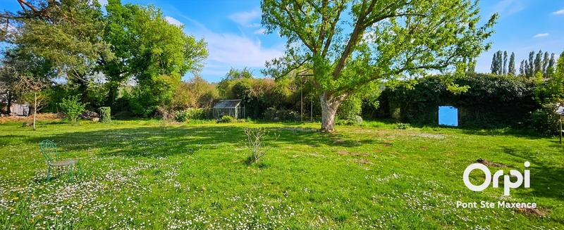 Maison - 323 m² - 6 pièces