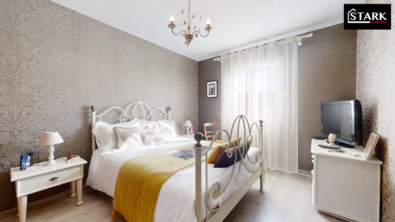 Maison - 125 m² - 5 pièces