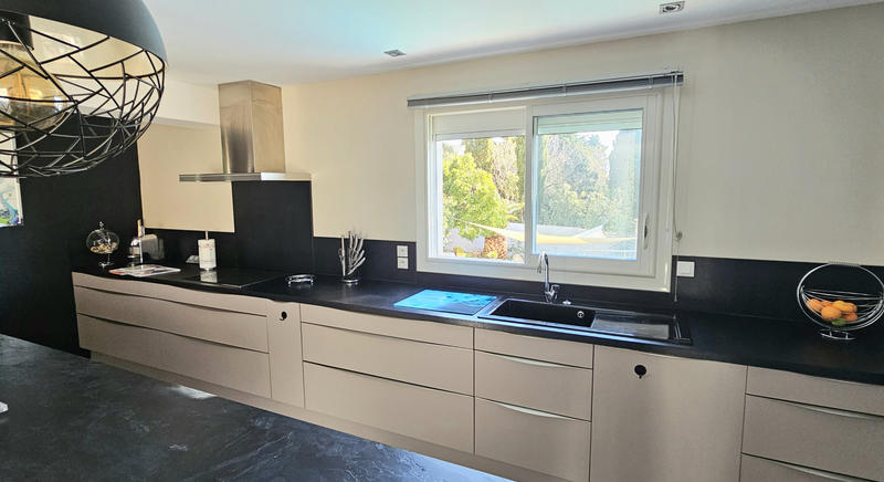 Maison - 193 m² - 4 pièces