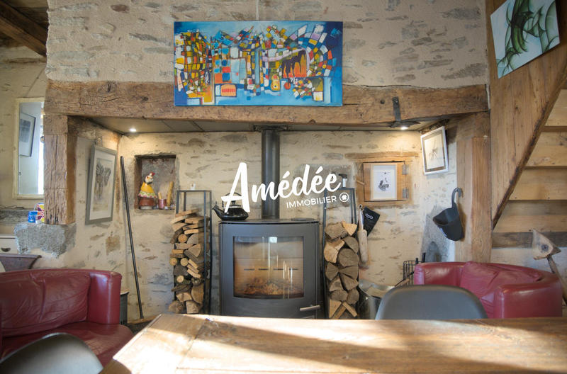 Maison traditionnelle - 195 m² - 9 pièces