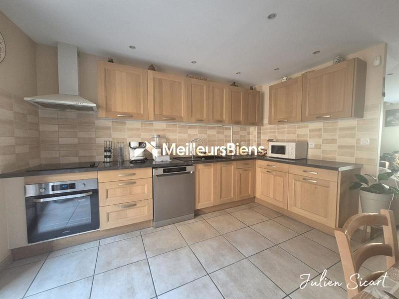 Maison de village - 145 m² - 5 pièces