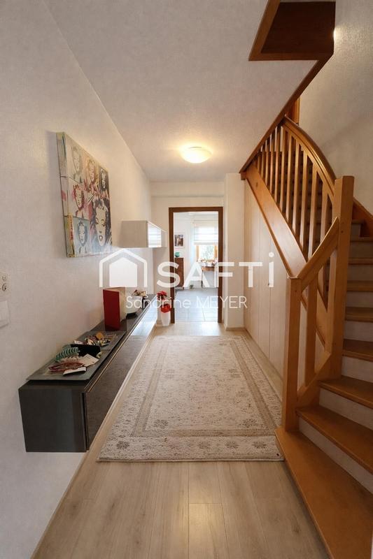Appartement - 101 m² - 5 pièces