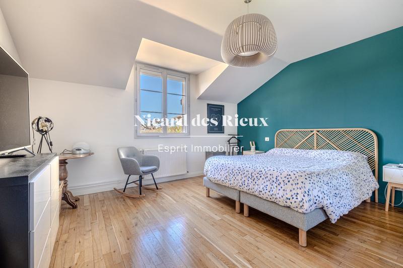 Maison - 150 m² - 6 pièces