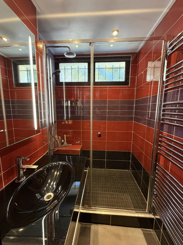 Appartement - 81 m² - 3 pièces