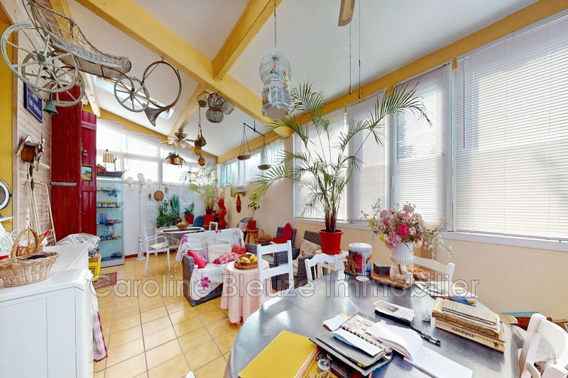 Maison - 354 m² - 10 pièces