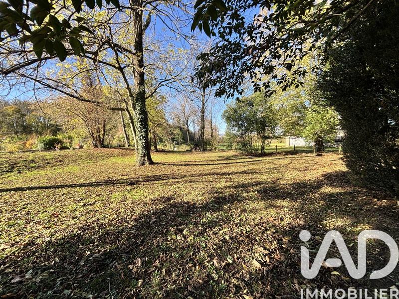 Maison - 282 m² - 14 pièces