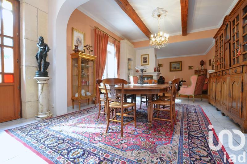 Maison - 273 m² - 8 pièces