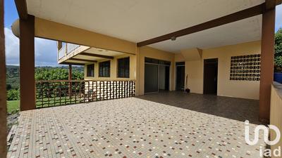 Maison - 163 m² - 6 pièces