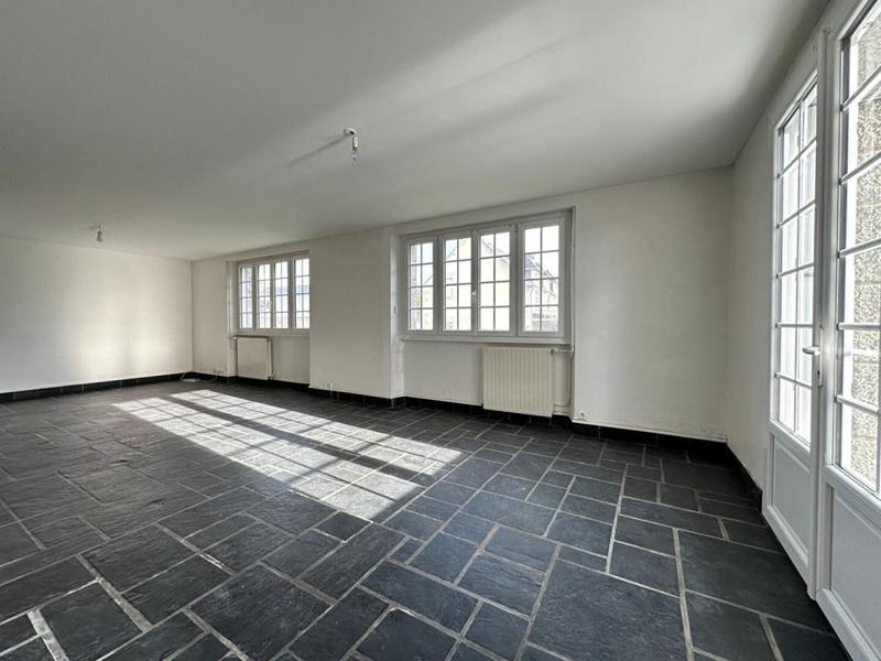 Immeuble - 158 m² - 7 pièces