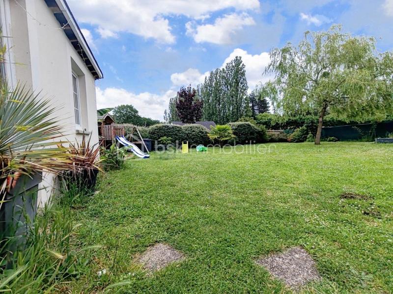 Maison - 202 m² - 8 pièces