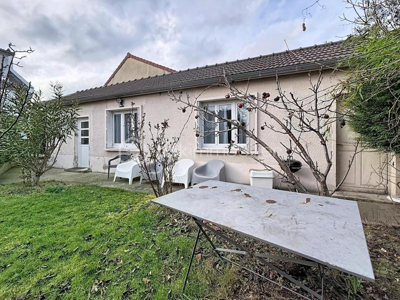 Maison - 122 m² - 6 pièces