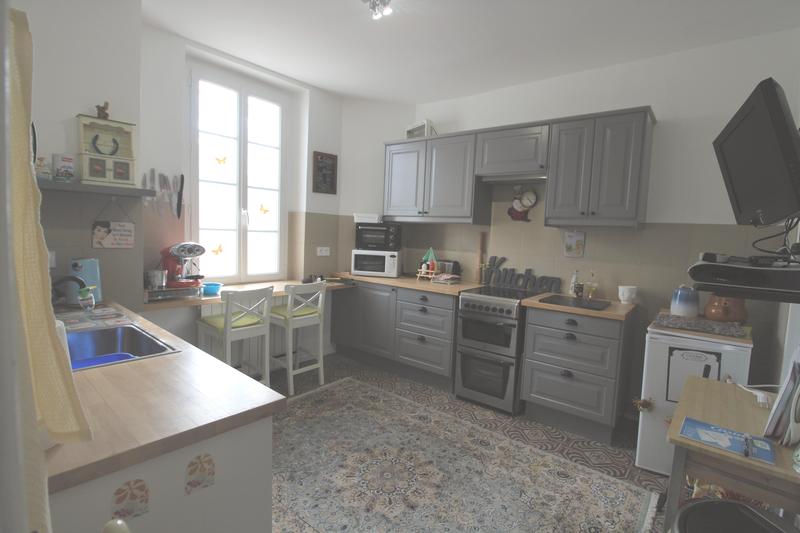 Maison ancienne - 240 m² - 10 pièces