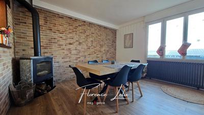 Maison de ville - 196 m² - 9 pièces