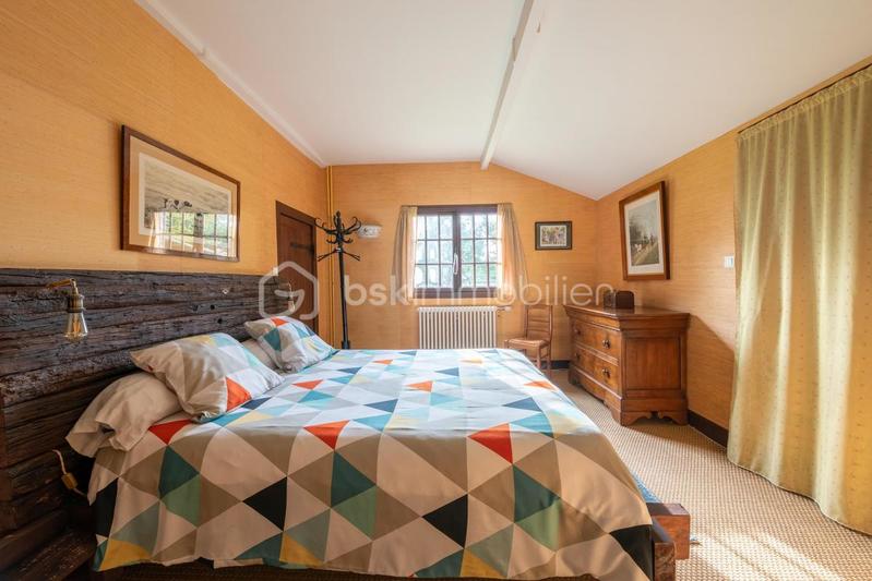 Maison - 344 m² - 14 pièces