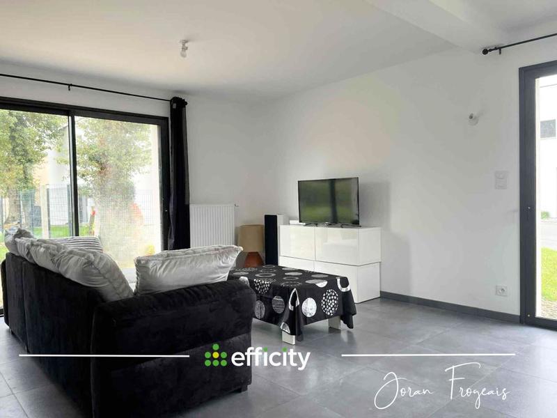 Maison - 137 m² - 8 pièces