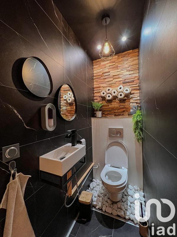 Maison - 90 m² - 6 pièces