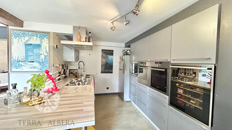 Villa - 164 m² - 7 pièces